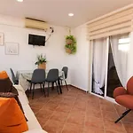 Charming 2br In Center * Olhão