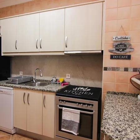 アパート Charming 2br In Center *
