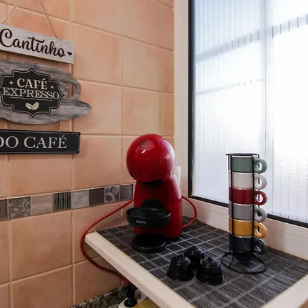 Charming 2br In Center アパート