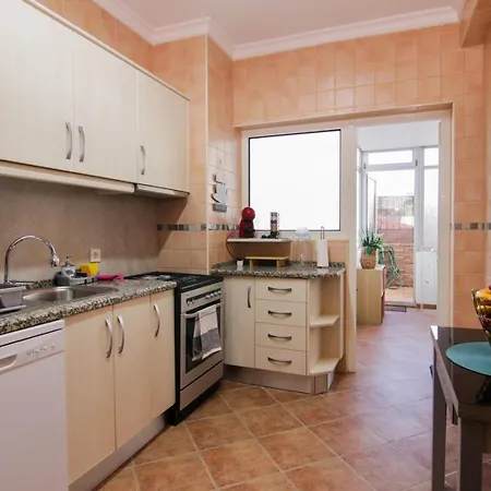 Charming 2br In Center アパート オリョン